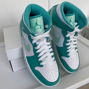 Nike Air Jordan 1 Mid Washed Teal Sneaker